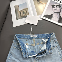 Denim shorts with back pocket embroidery