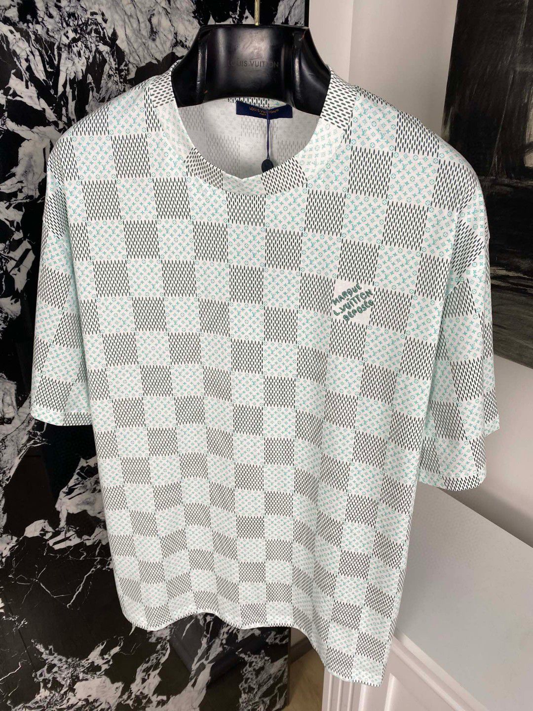 Green checkerboard print short sleeves