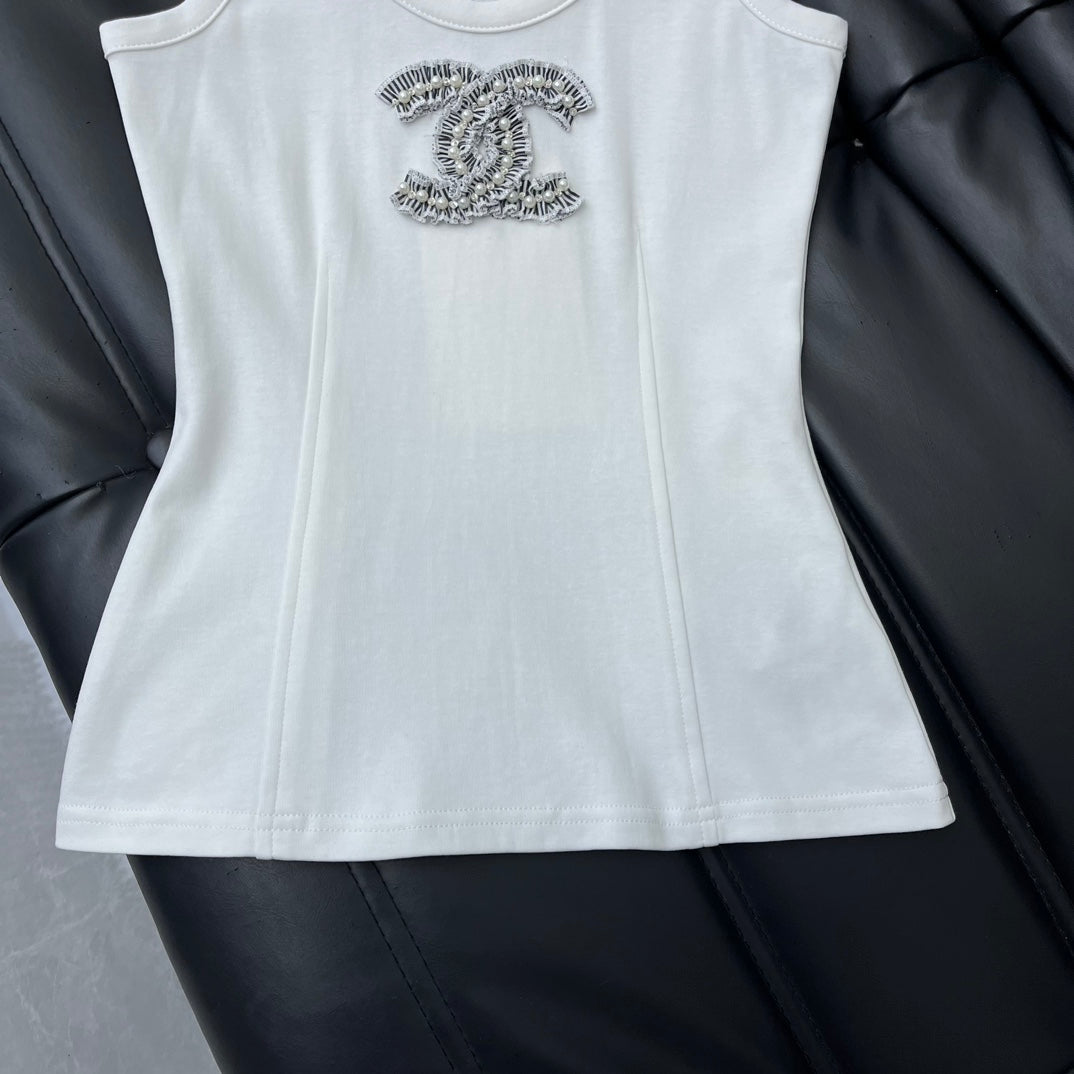 Small logo waist slimming vest